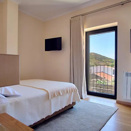 Cerca Da Estrela Bed and breakfast Matanca