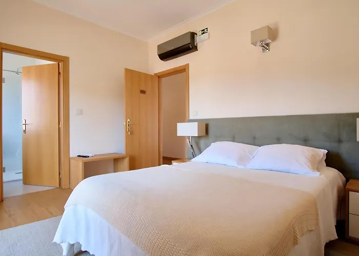 Cerca Da Estrela 4* Matanca